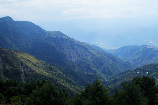 山崖绝顶