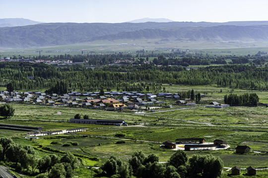 中国新疆阿勒泰地区山地景观