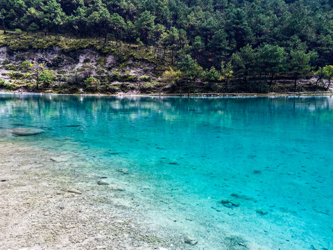 蓝月谷玉液湖