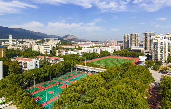 荆楚理工学院