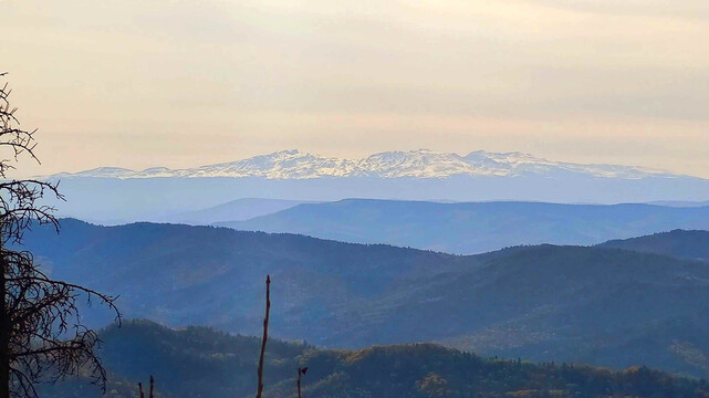 山峦起伏