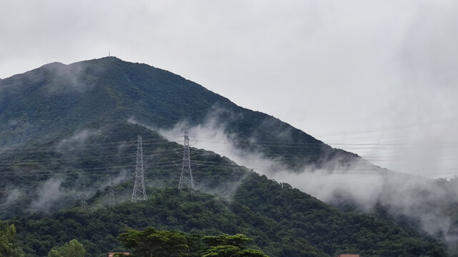 深圳园山风景区云海