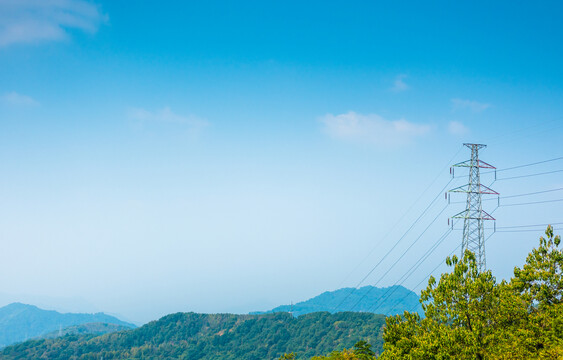 山脉电塔背景