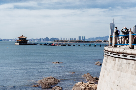 山东青岛地标城市建筑海