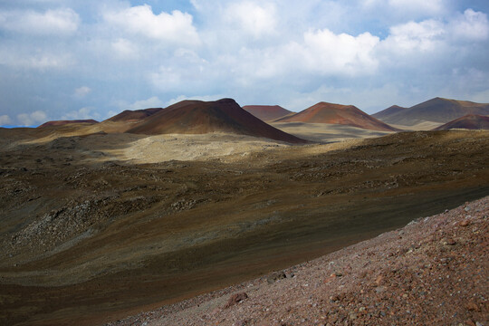 夏威夷的火山碎屑岩彩丘