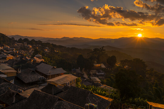 景迈山落日