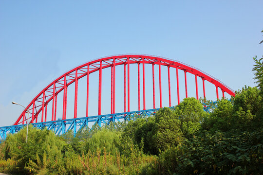 红色大桥