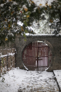 北京大学冬天雪景图