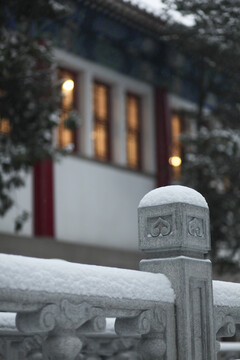 北京大学冬天雪景图