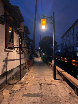苏州老街夜景