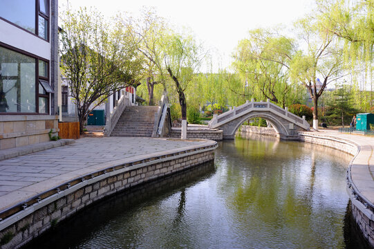 大明湖拱桥