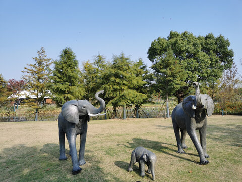 公园大象雕塑
