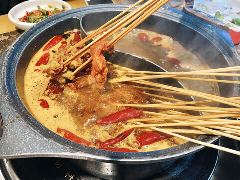 泡椒牛肉火锅串串