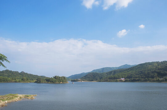 山水湖区风光