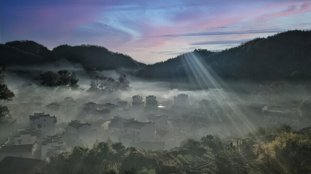 清晨乡村