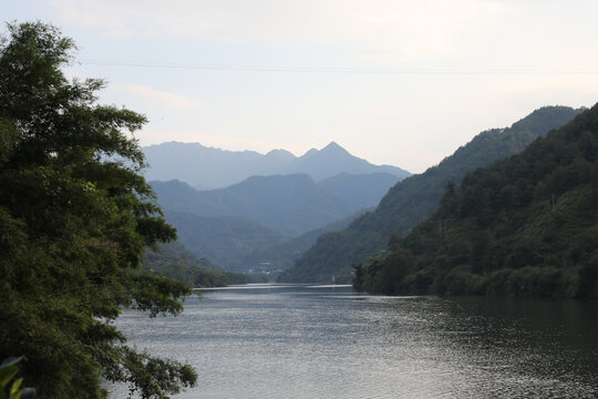 青山绿水