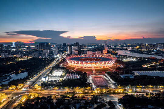 佛山世纪莲夜景