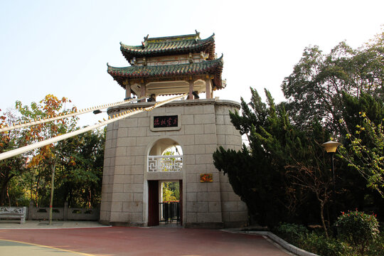 焦作市人民公園懸索橋