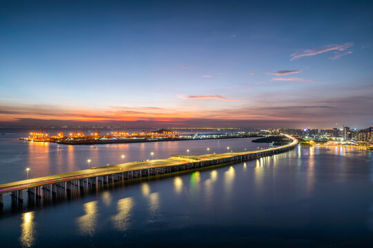 深圳前海广深沿江高速夜景