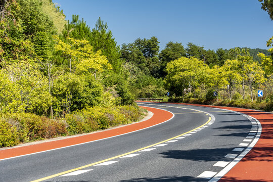 盘山公路特写