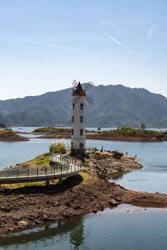 航拍千岛湖灯塔特写