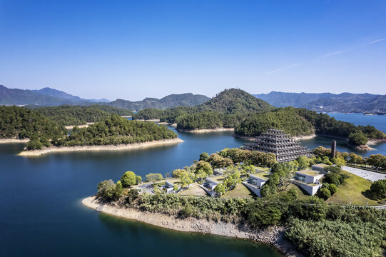 航拍千岛湖中心湖区山水