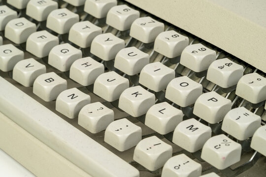 复古打印机键盘字母
