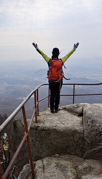 五龙山主峰的畅想