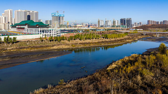 长春新南高速路口建筑景观