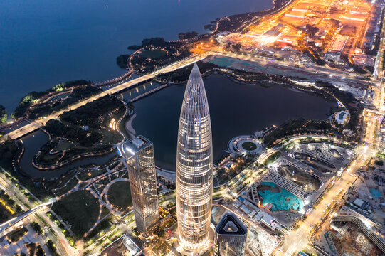 深圳华润春笋夜景