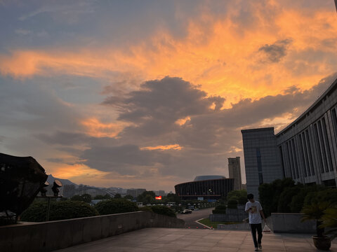 黄金色夕阳