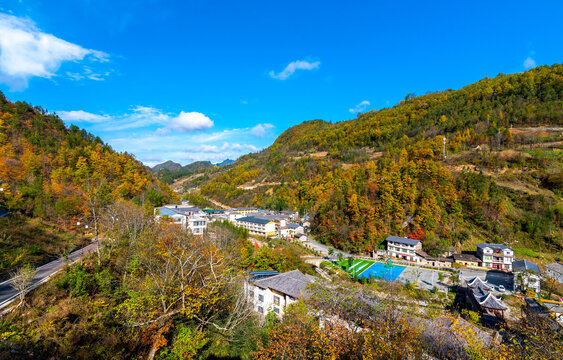 重庆城口大巴山深处秋意浓