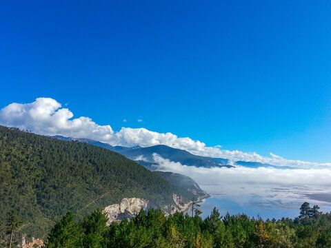 哈巴雪山