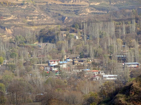 山间乡村