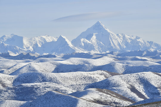 贡嘎山