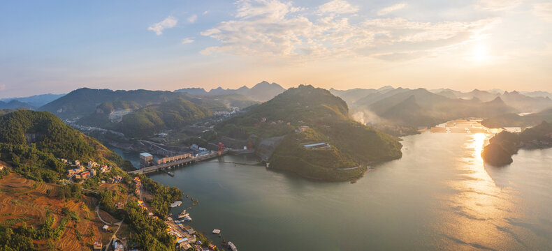 红水河大化岩滩夕阳