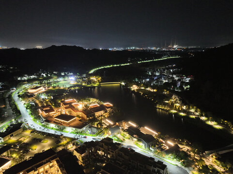 春沐源小镇夜景