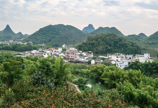 恭城瑶寨柿子村