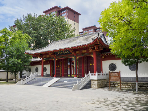 沧州东光铁佛寺