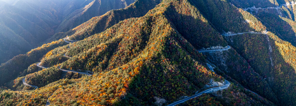 重庆城口渝陕界梁盘山公路