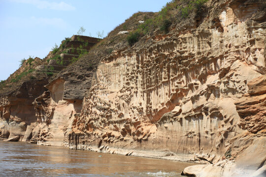 黄河画廊浮雕