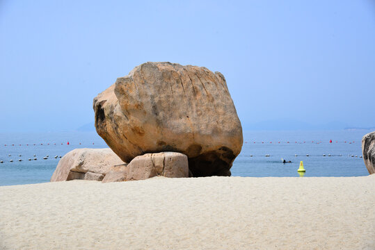 海边岩石