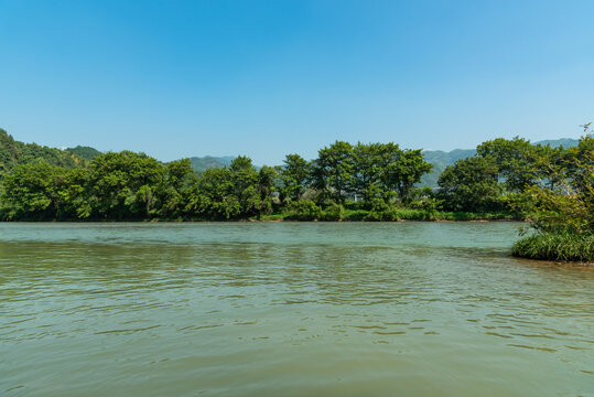 崀山漂流景区河面风景