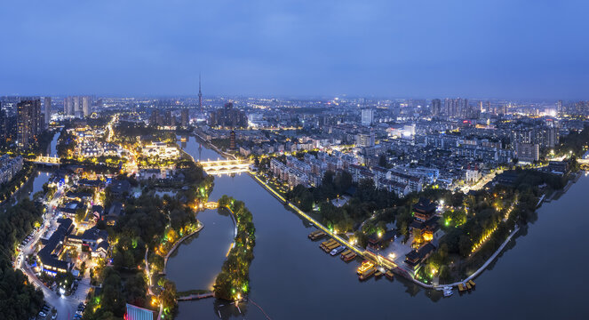 航拍江苏泰州城市夜景大画幅