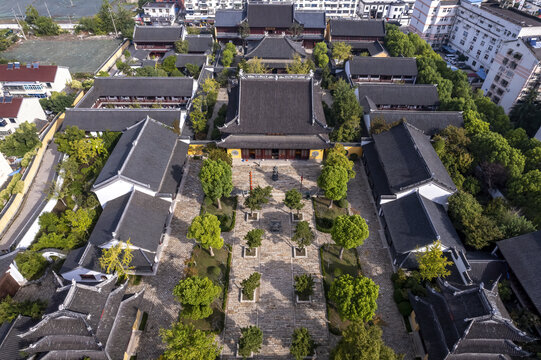 航拍江苏泰州凤城河寺庙古建筑