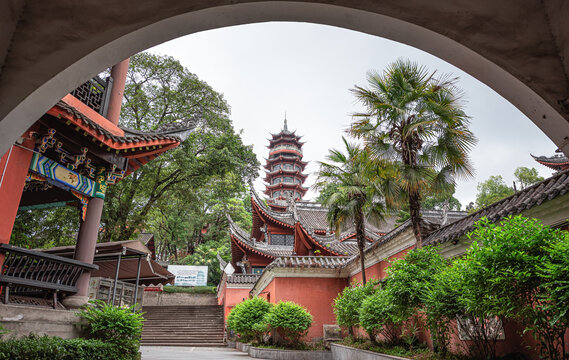 重庆华岩寺建筑景观风光