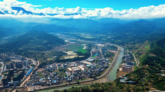 鸟瞰荥经附城建筑河流山川风光