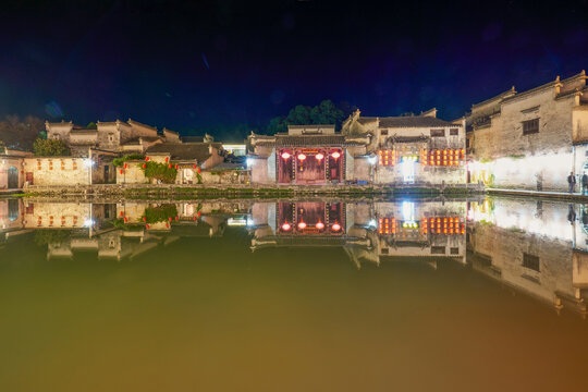 宏村月沼夜景