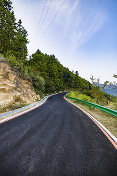 江西婺源江岭景区上山的道路