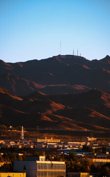 清晨的山